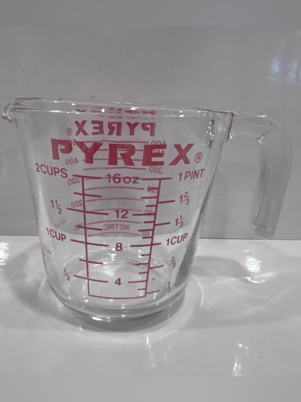 Vintage Pyrex 516 2 Cup 500mL Glass Measuring Cup Red Lettering Corning USA